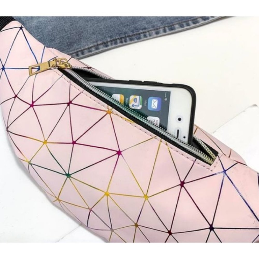 NWOT Pink Holographic Adjustable Fanny Pack - Picture 3 of 7